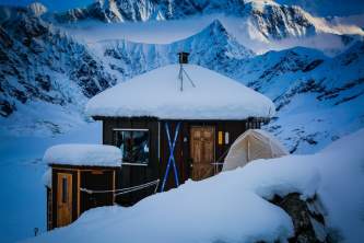 Road accessible alaska public use cabins credit Get Outside Photography 201608 F59 A6837 Get Outside Photography don sheldon mountain house