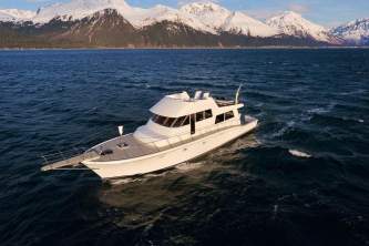 Whittier sailing private yachts